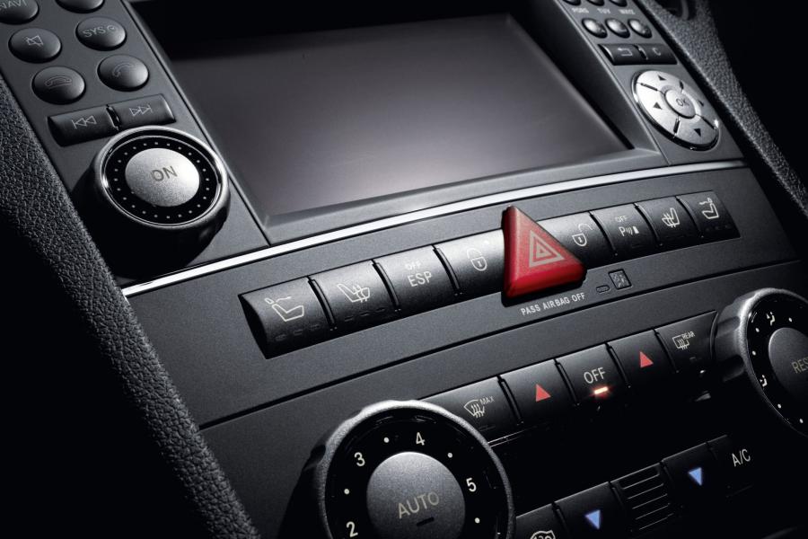  Mercedes-Benz SLK-Class 2008 года  (фото 3 из 100)
